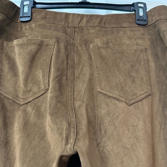 New Directions 14 P Rust Brown Pull On Faux Suede Pants - Picture 10 of 10